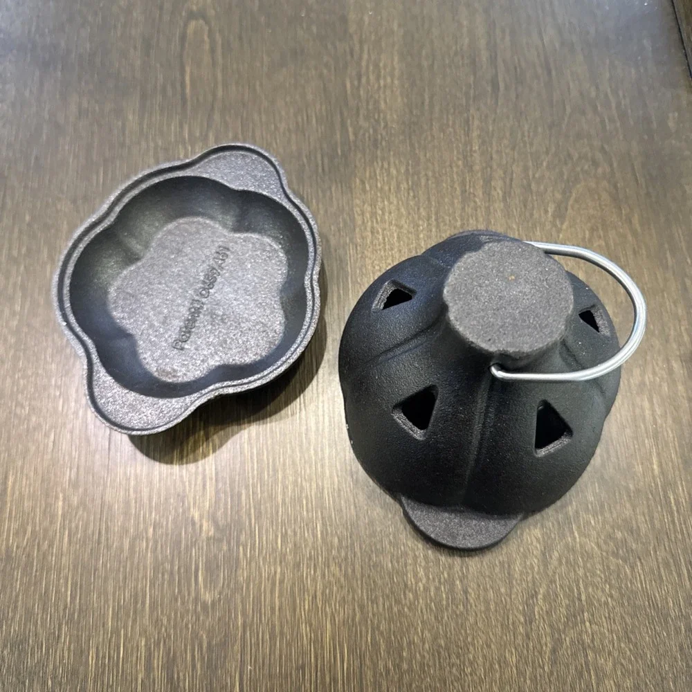 Cast Iron Garlic Roaster‎ Black